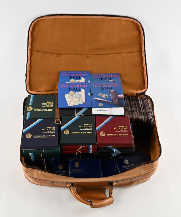 Lotto di 142 Serie complete di San Marino