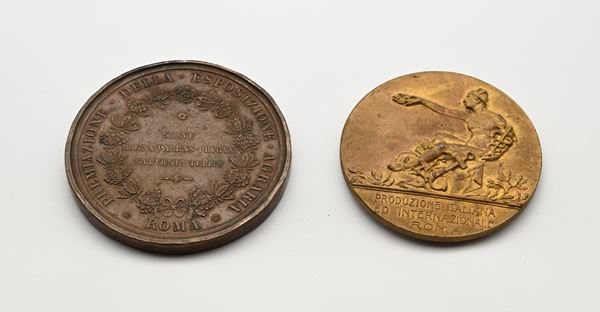 Medaglia in bronzo dorato Esposizione Fiera Campioni di Roma 1910; Medaglia in bronzo di Francesco Bianchi Comizio Agrario di Roma della seconda metà del XIX secolo