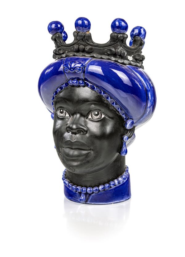 Testa di moro in ceramica artigianale di Caltagirone Verus nei toni del blu