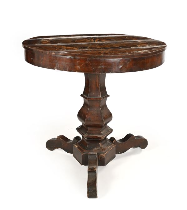 Tavolo circolare in legno intarsiato, XIX secolo