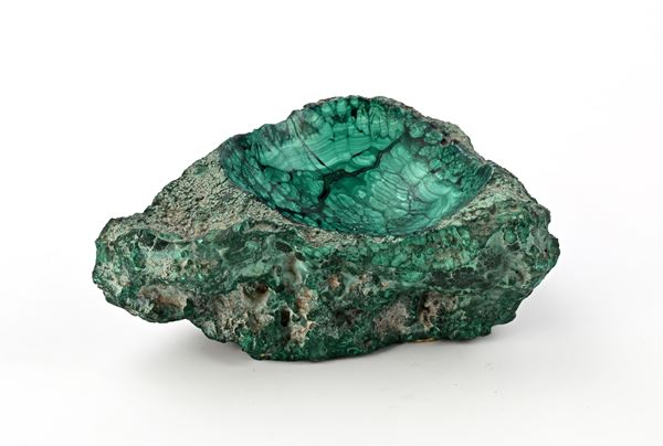 Posacenere di malachite grezza, XX secolo