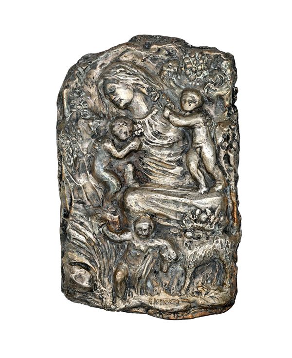 TOMMASO GISMONDI - Tommaso Gismondi - Altorilievo in bronzo argentato in fusione a cera persa raffigurante la Madonna con Gesù Bambino e 2 angioletti