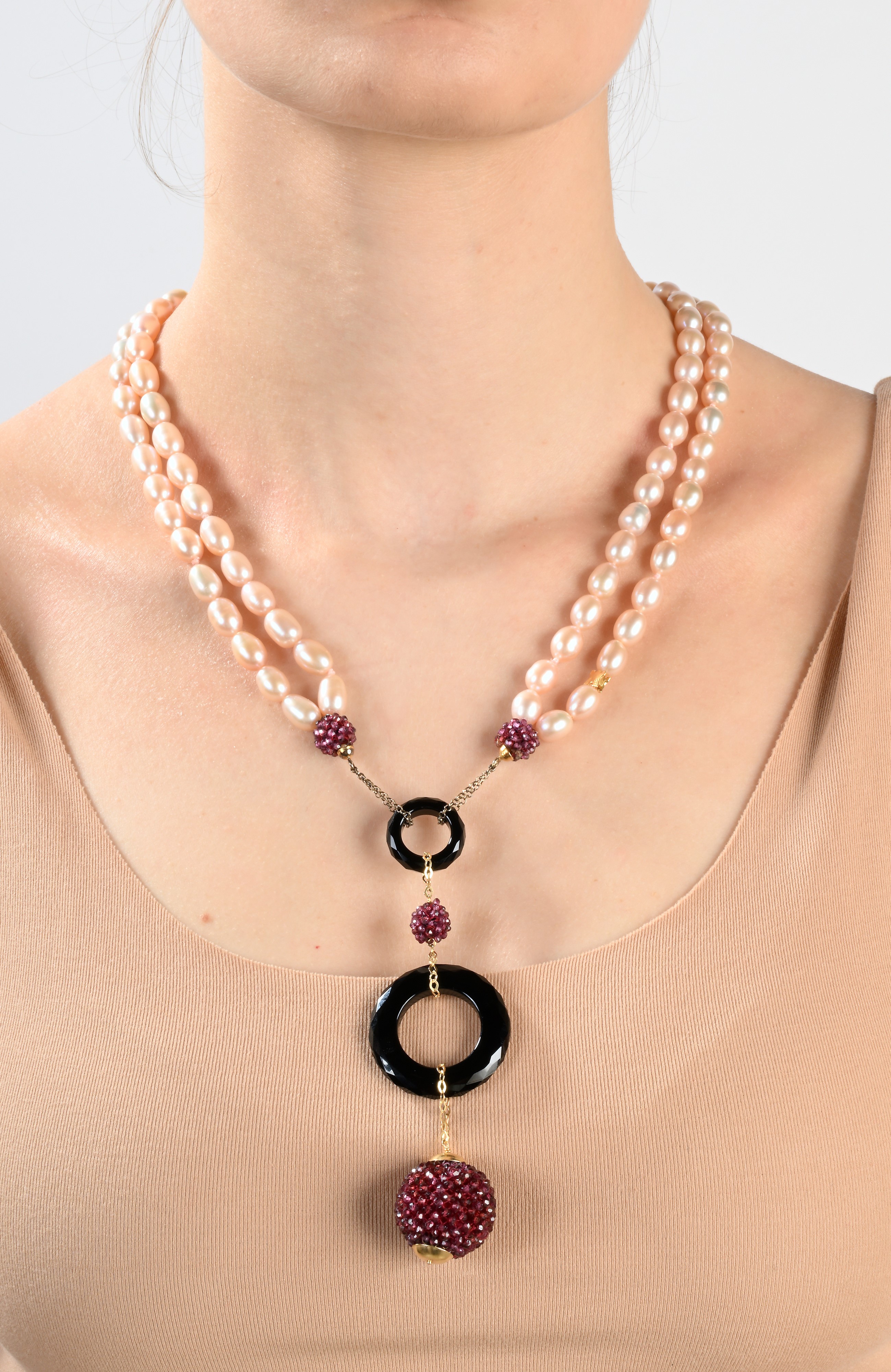 Rajola, Collana di Perle, Oro, Rubini e Onice