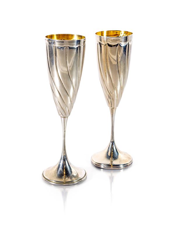 Coppia di flutes in argento