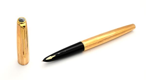 Parker 61 - Penna stilografica in metallo placcato in oro giallo 12 Kt 