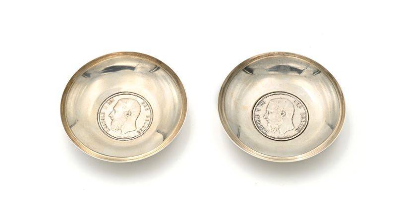 Coppia di Piattini in Argento 800/000 con al Centro 5 Franchi 1872 e 1873 Belgio Leopoldo II