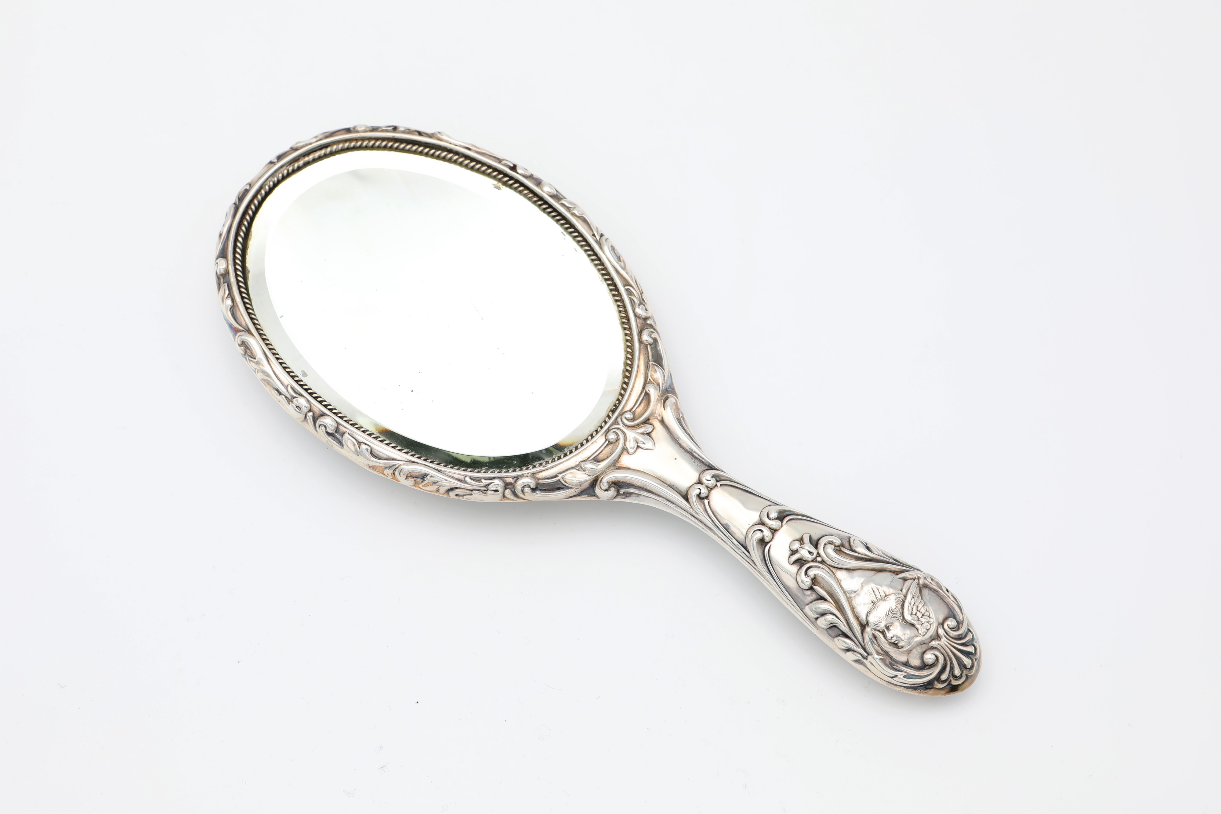 Specchio da Toletta in Lamina D'argento Sbalzato, Birmingham, 1900ata,