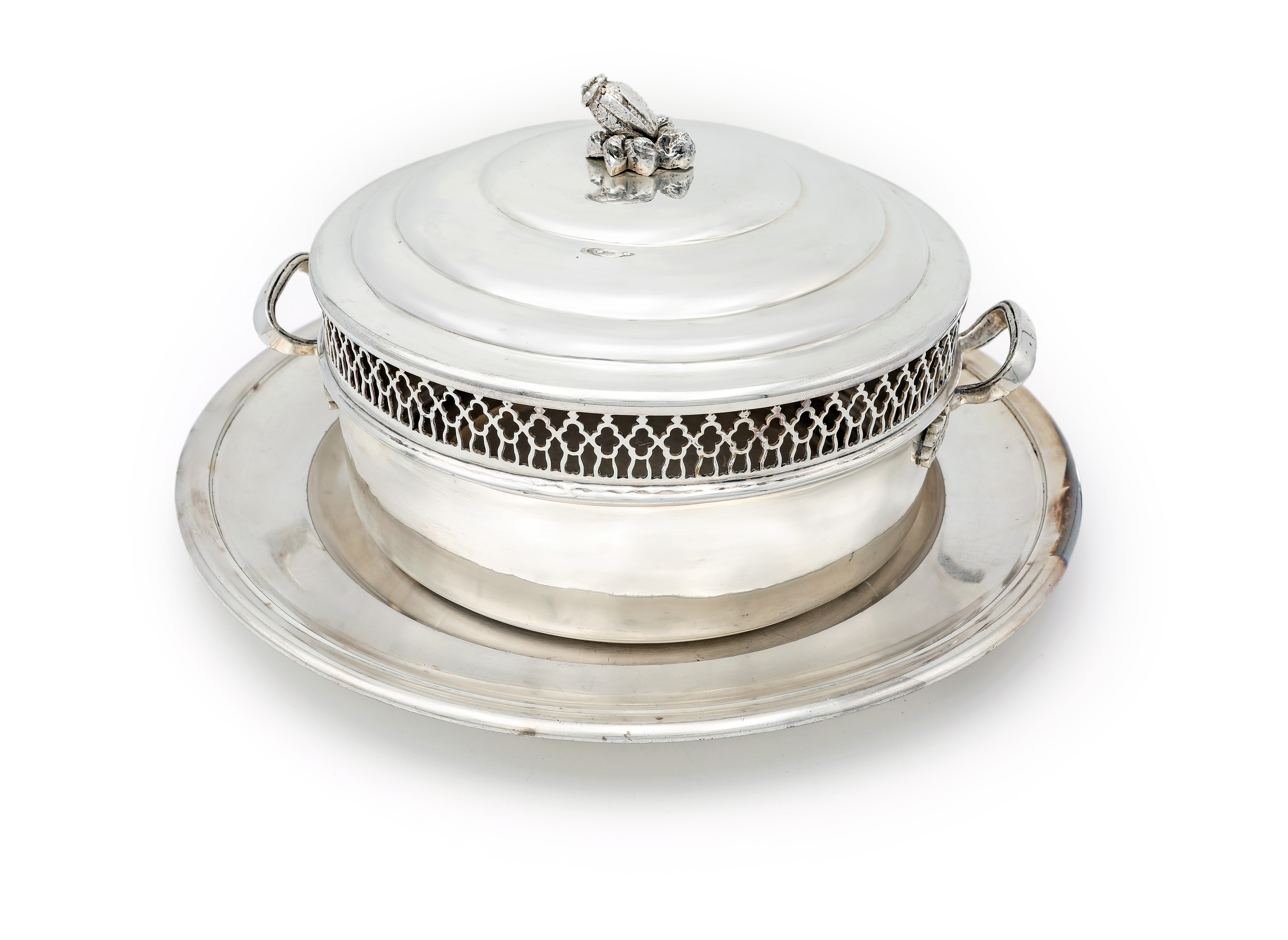 Porta pirofila circolare in metallo argentato con coperchio e vassoio