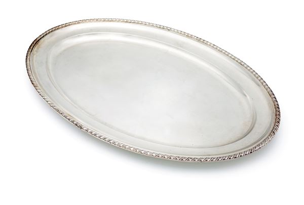 Piatto da portata ovale in argento 800/000