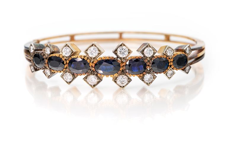 Bracciale Rigido in Oro, Zaffiri e Brillanti