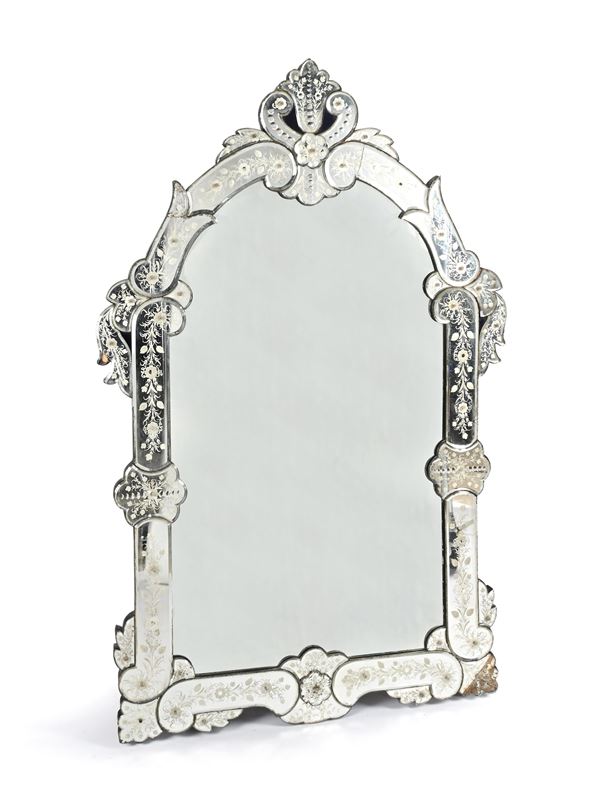 Grande specchiera veneziana, inizi del XX secolo