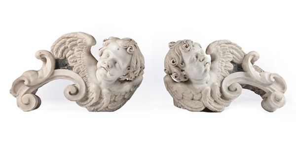 Coppia di cherubini in marmo bianco, XVIII secolo