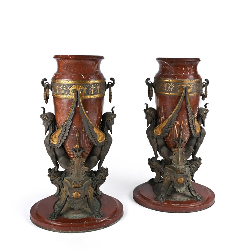 Coppia di Vasi in Marmo Rosso e Bronzo D'epoca Umbertina