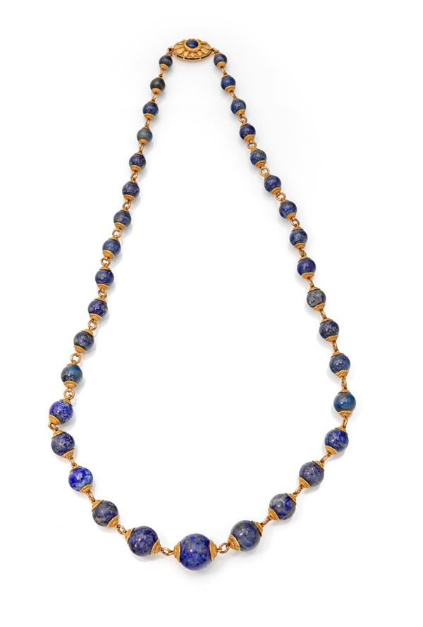 Collana in oro e lapislazzuli