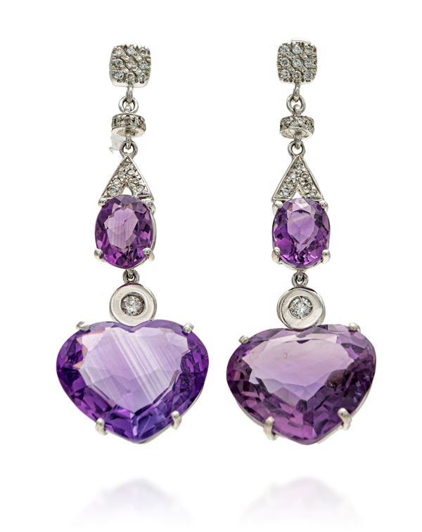 Coppia di orecchini in oro, ametiste e brillanti