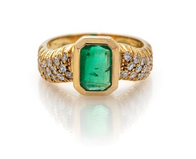 Anello in Oro, Smeraldo e Brillanti
