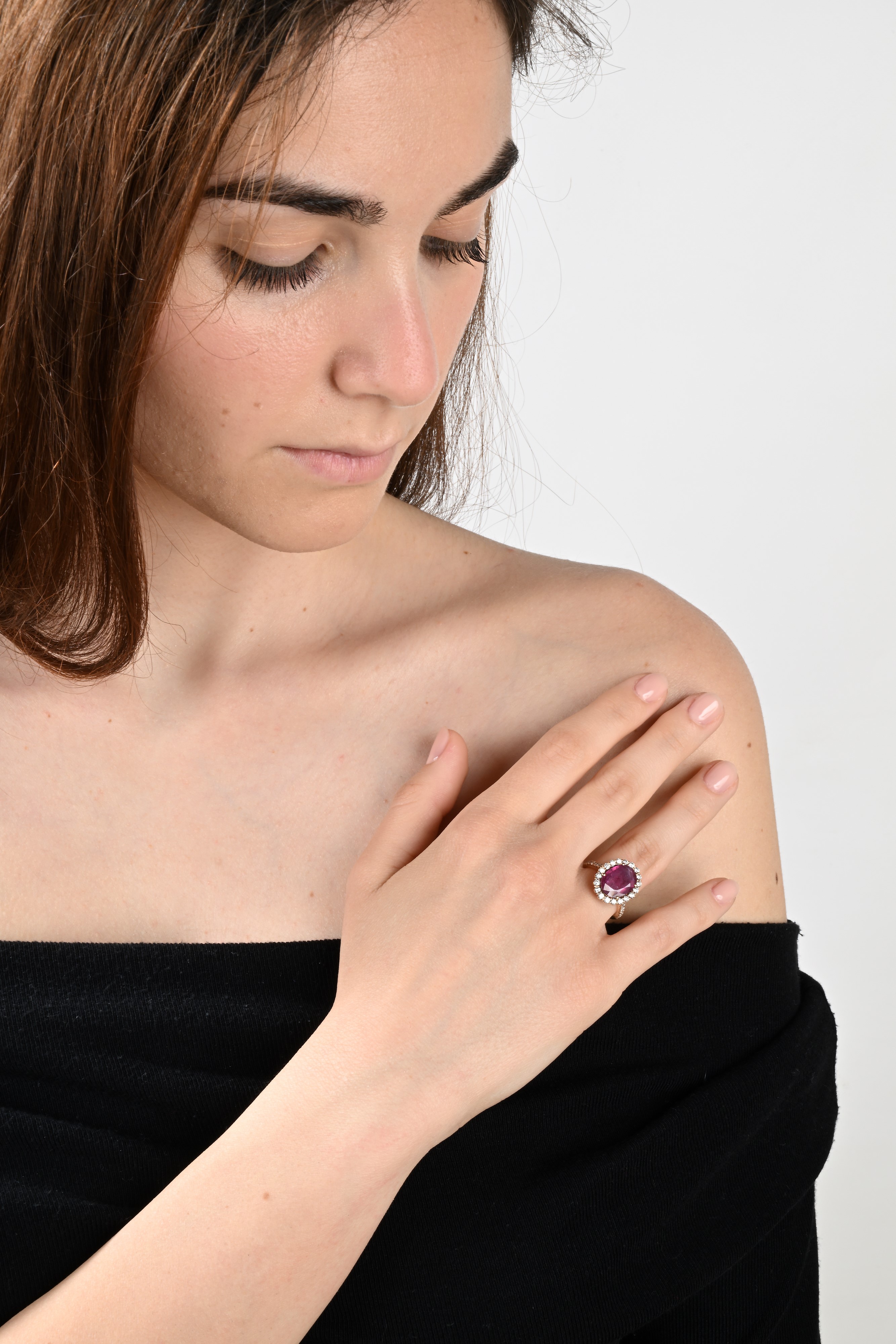 Anello in Oro Rosa, Brillanti e Rubino