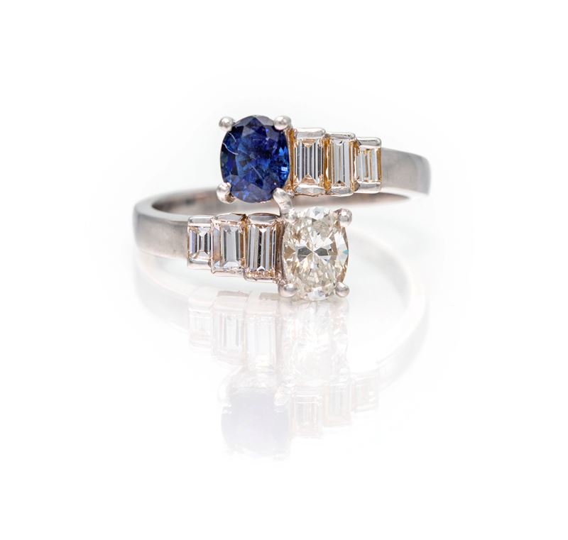 Anello a Contrariè in Oro, Diamanti e Zaffiri