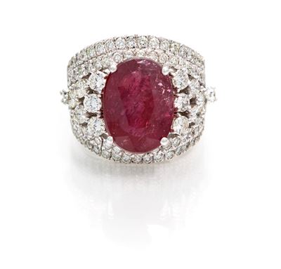 Anello a Fascia in Oro, Brillanti e Grande Rubino