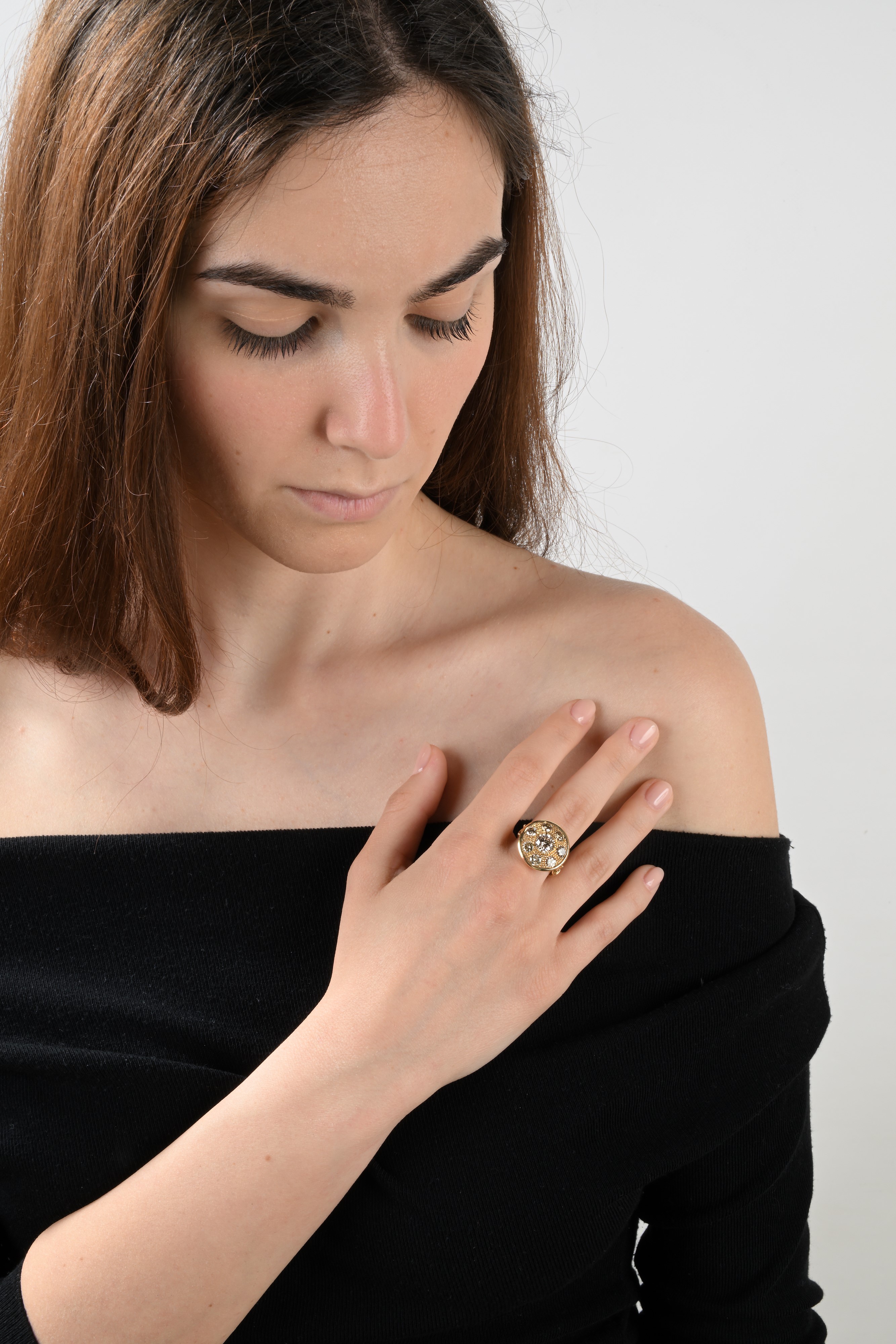 Anello a Toppa in Oro e Brillanti