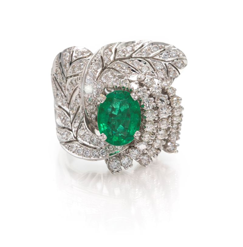 Anello a Fiore in Oro, Smeraldo e Brillanti