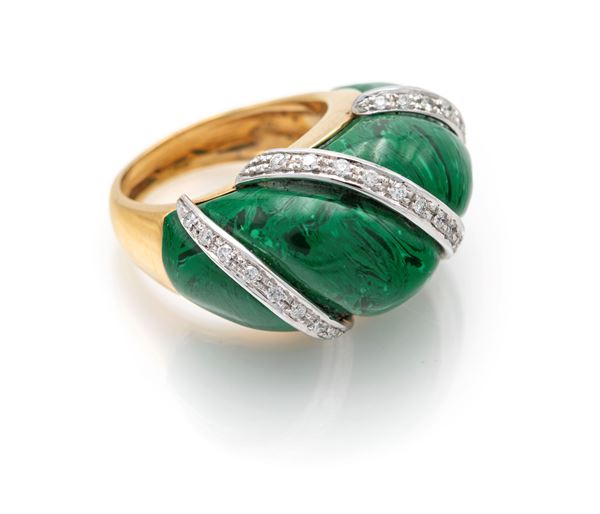 Anello in oro, smalti e brillanti