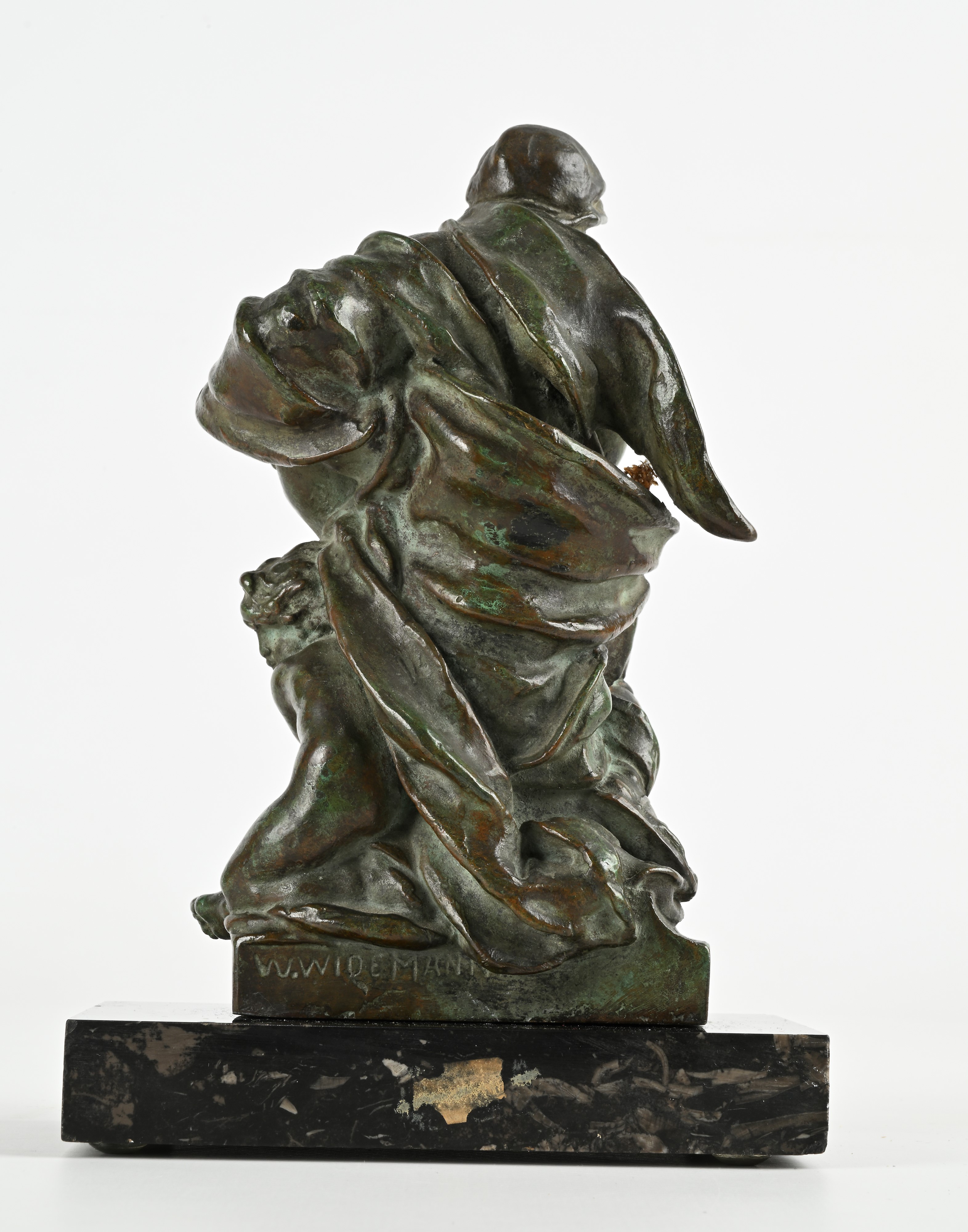 W. Wideman, Maternità in bronzo