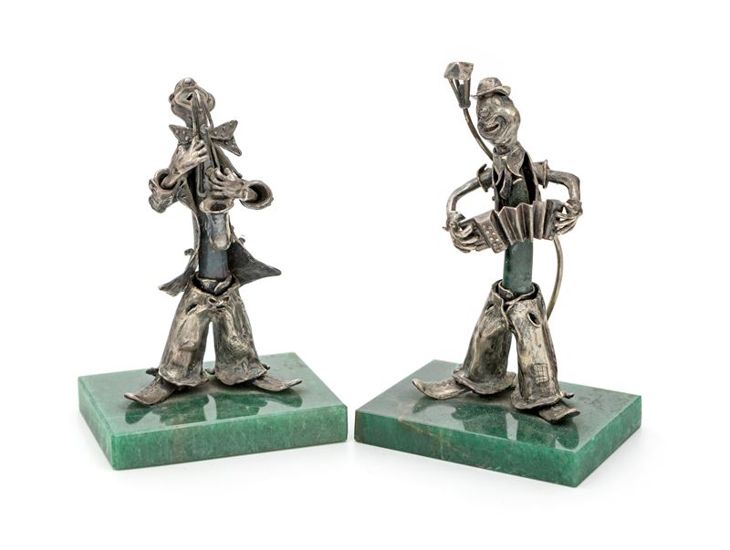 Due Figure di Clowns Musici in Argento