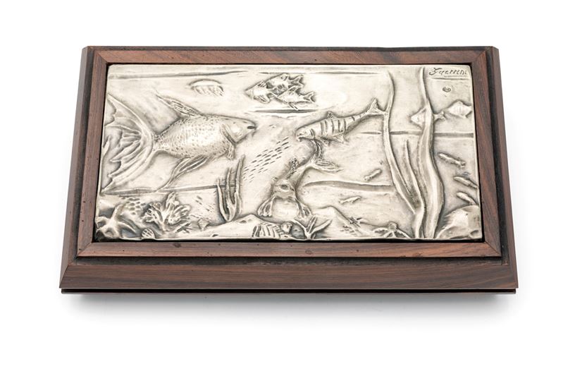 Scatola Rettangolare in Legno con Bassorilievo in Argento 925/000 Firmato Guerrini