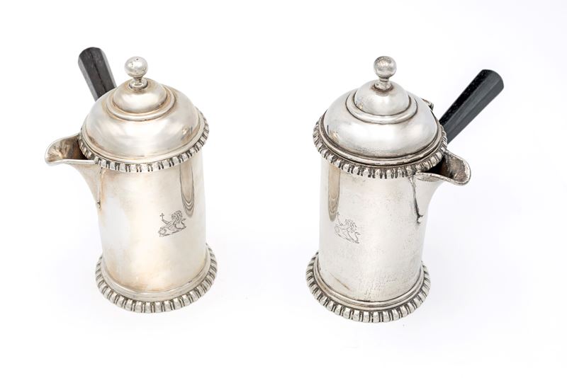 Coppia di Cioccolatiere Egoiste in Argento, Londra 1907