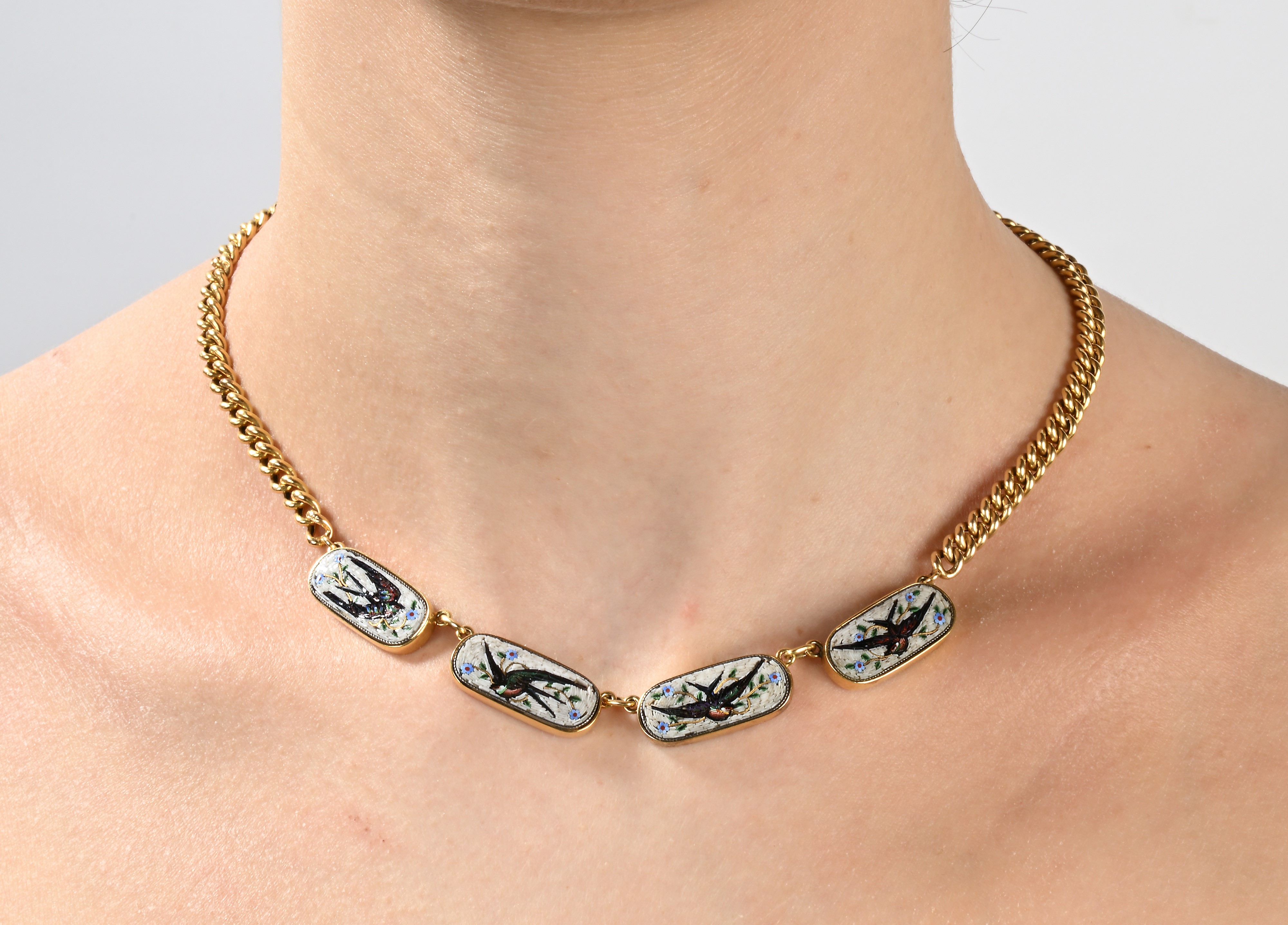 Collana in Oro con Elementi in Micromosaico