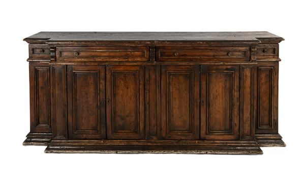 Grande credenza costruita con elementi antichi, XVII/XIX secolo