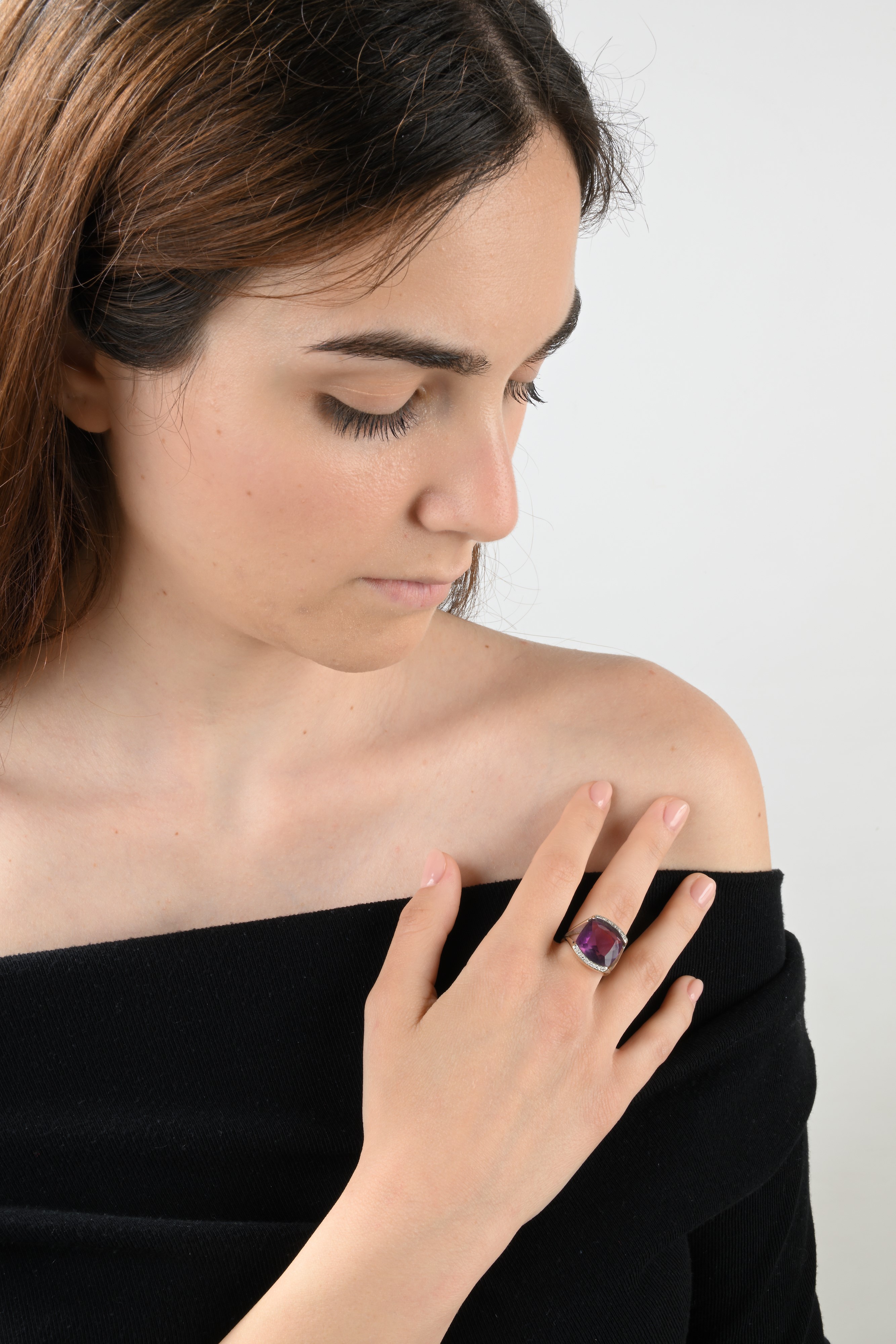 Anello a Sigillo in Oro, Ametista e Brillanti