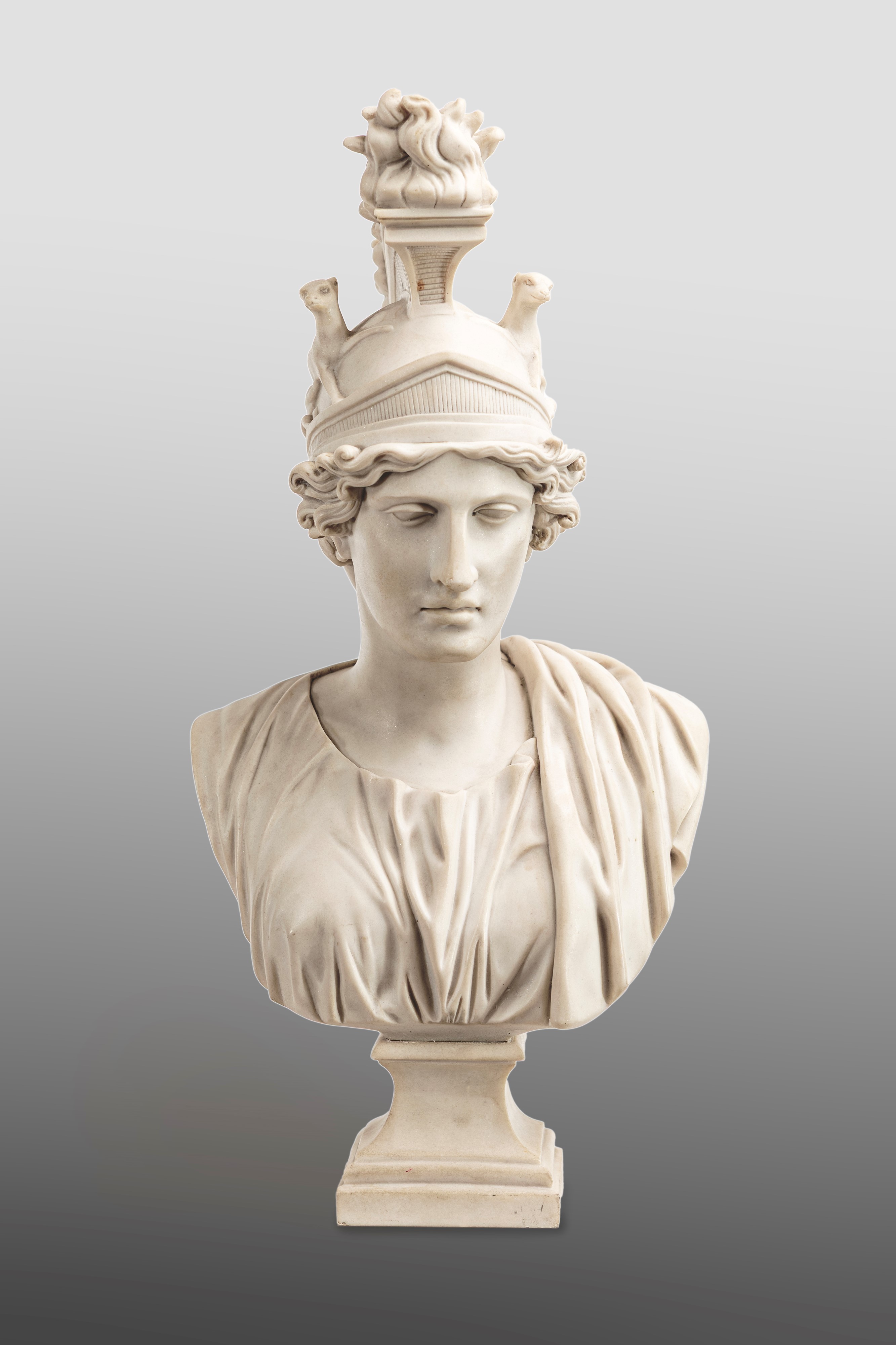 Dea Roma, scultura in marmo bianco fuso, altezza cm 43