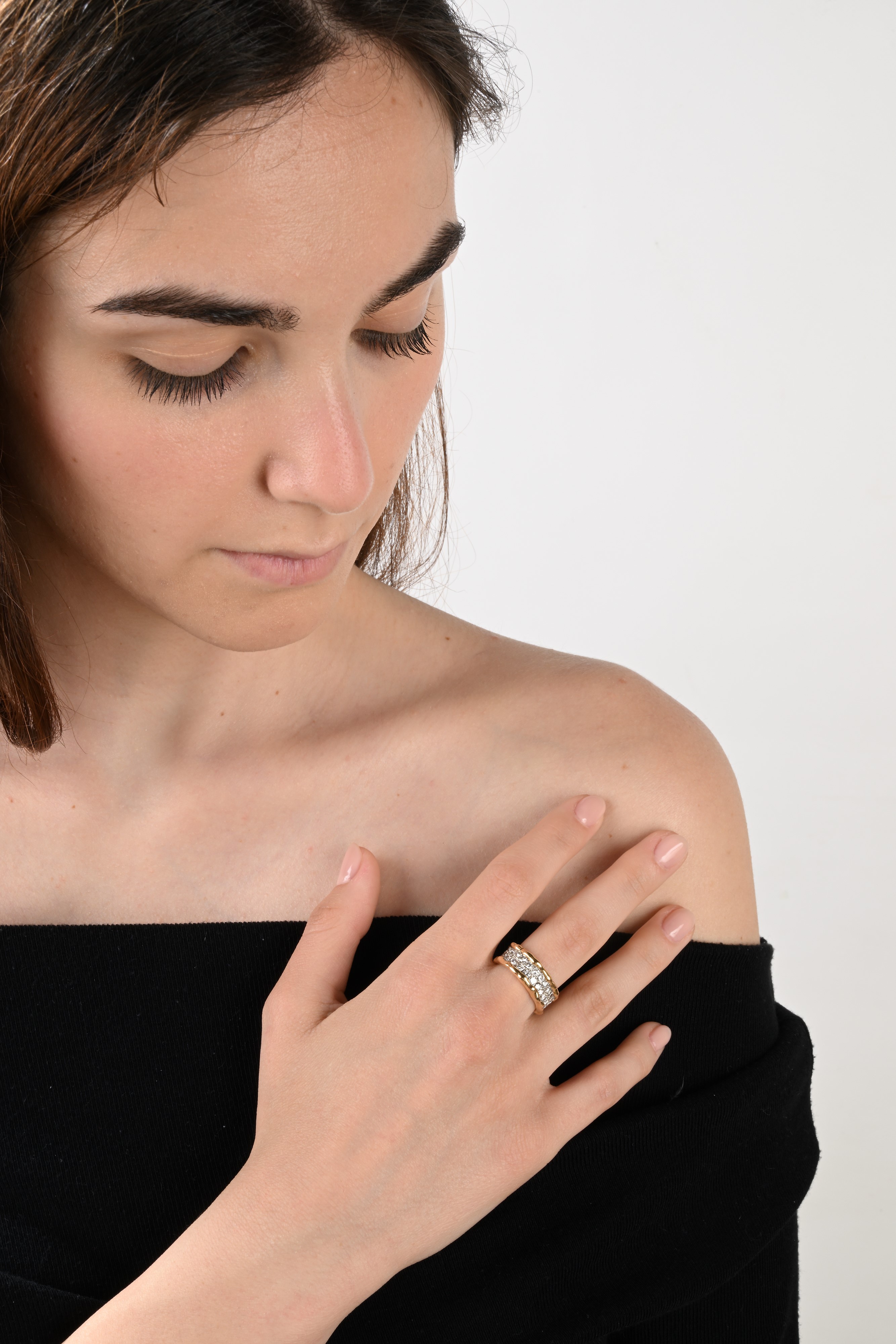 Van Cleef & Arpels Raro Anello a Fascia in Oro e Brillanti