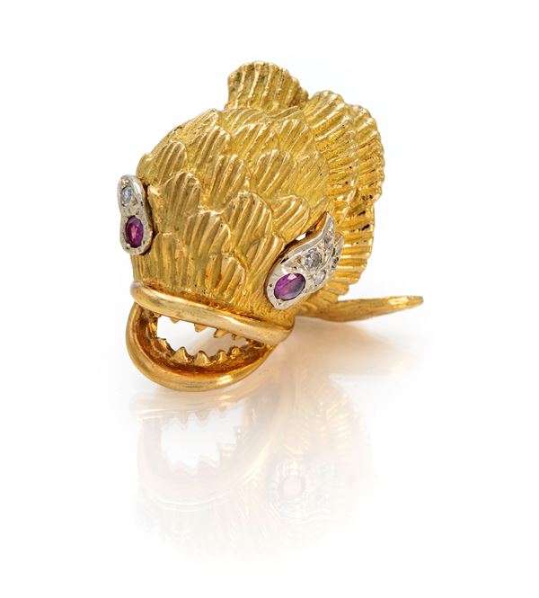 Anello animalier in oro rubini e brillanti
