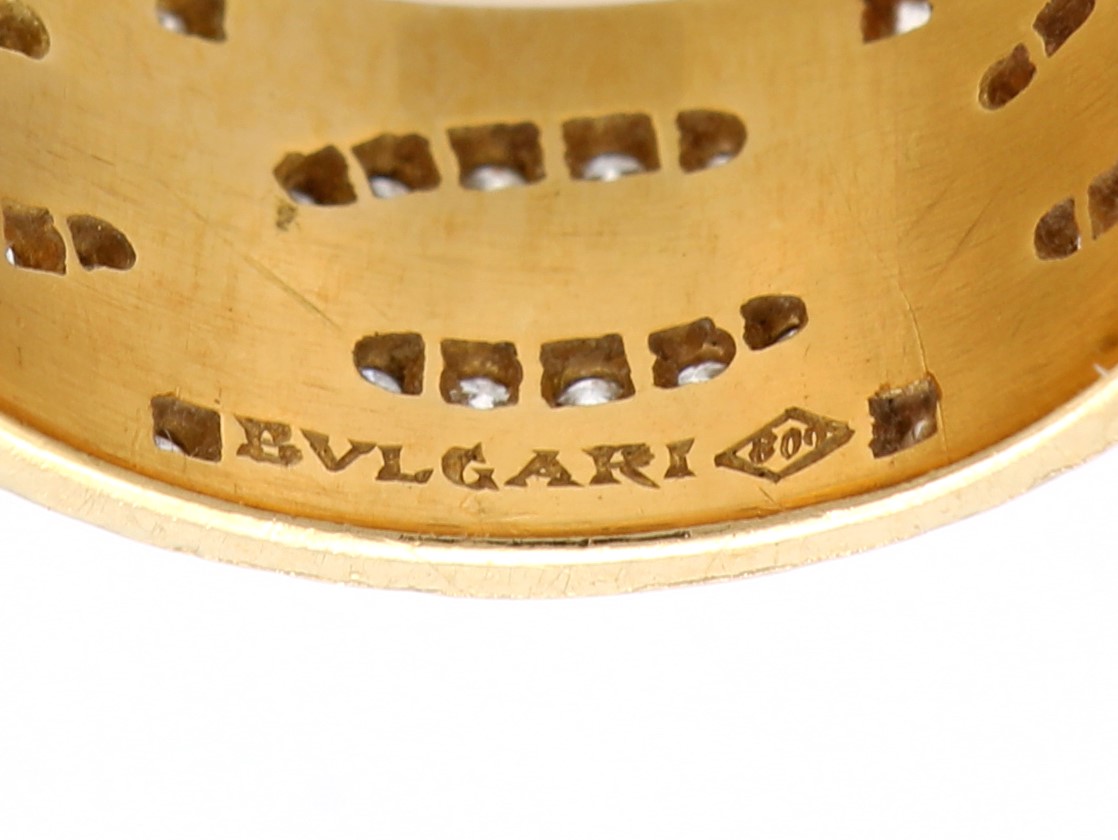 Bulgari, Raro Anello a Fascia, con Decoro Ad "s" in Oro e Brillanti