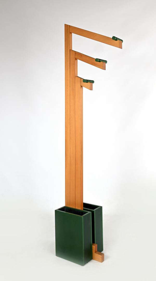 Appendiabiti in legno naturale e legno laccato verde