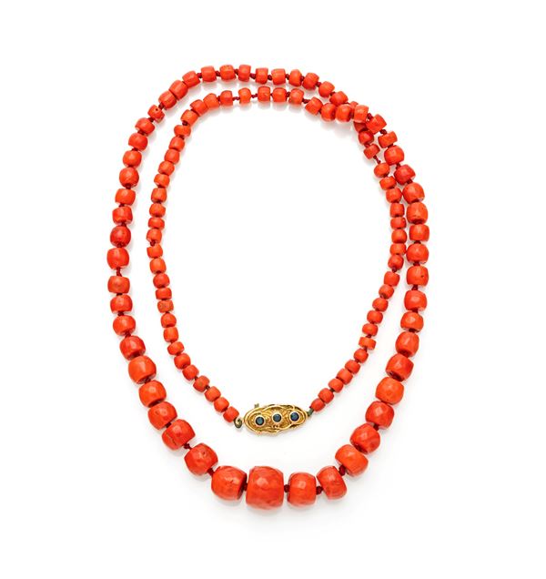 Collana in corallo e oro