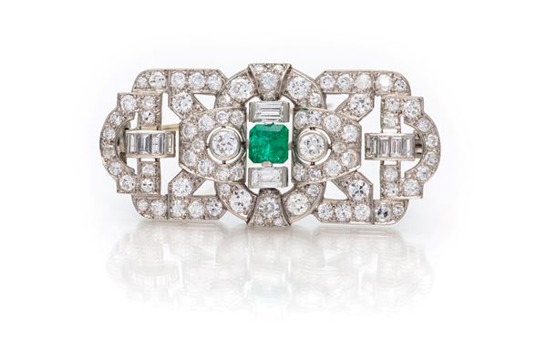 Spilla a placca in oro, smeraldo e brillanti