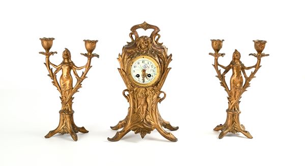 Trittico in lega metallica dorata d'epoca Liberty