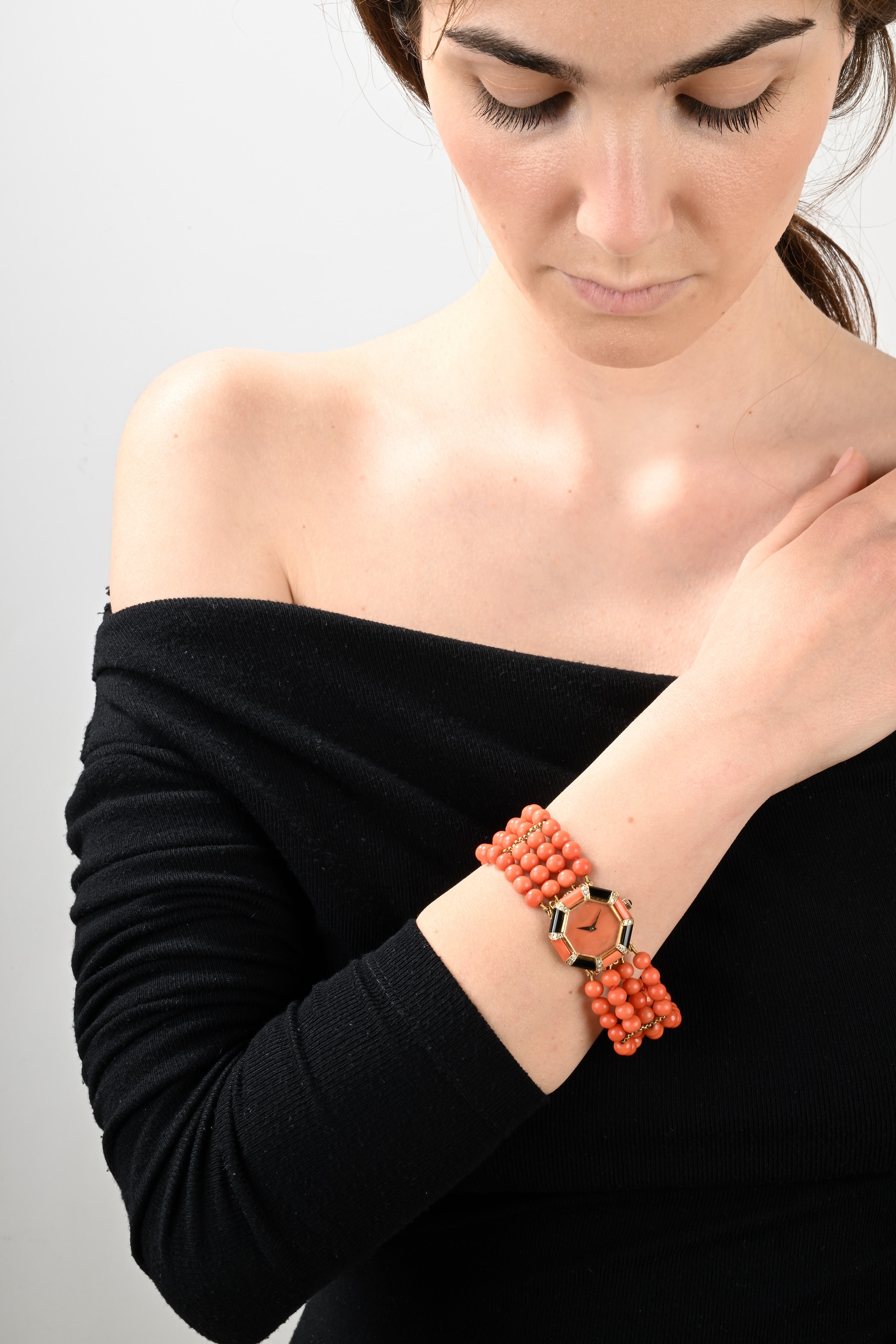 Delaneau - Orologio Gioiello in Oro, Corallo, Onice e Brillanti