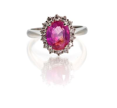 Anello in Oro, Zaffiro Rosa e Brillanti