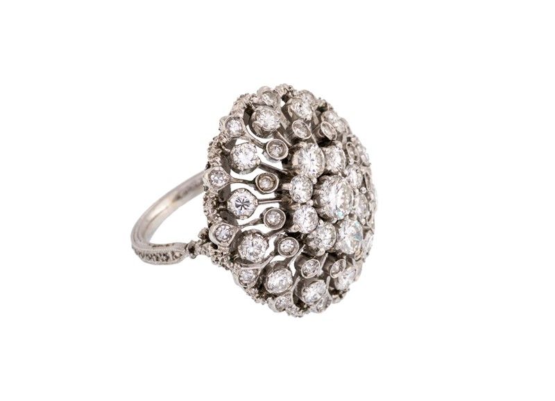 Anello in Oro Bianco e Brillanti