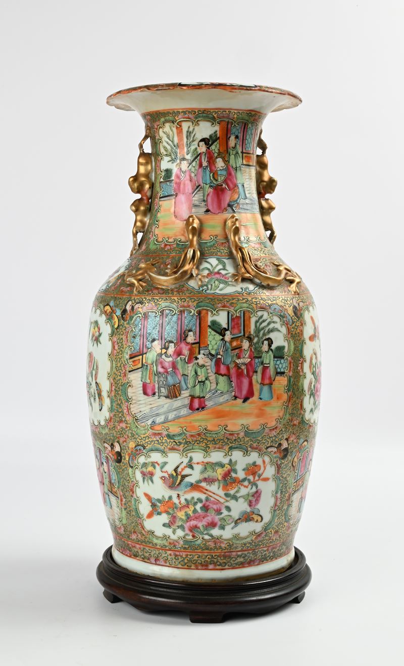 Vaso in porcellana Famiglia Rosa, Canton, XIX secolo