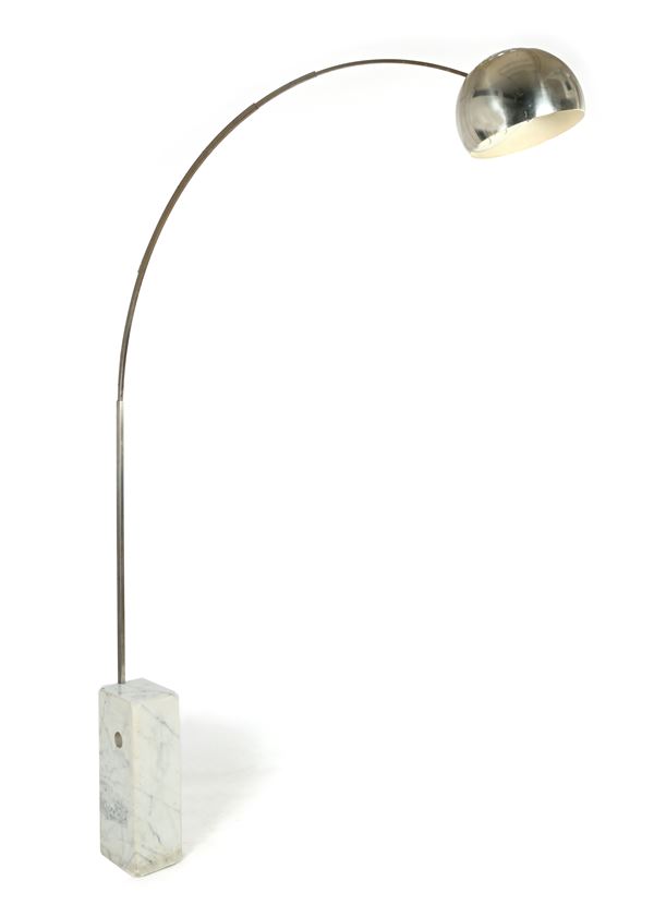 Achille e Pier Giacomo  Castiglioni - Lampada da terra modello Arco per Flos