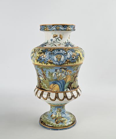 Vaso a Balaustro in Maiolica Policroma, Castelli, XVIII Secolo