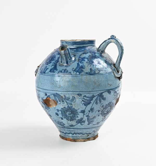 Versatoio biansato in maiolica, XVIII secolo