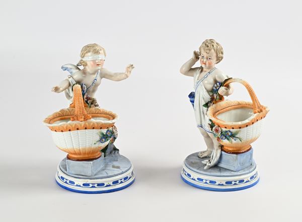 Coppia di sculture in porcellana policroma, Regia Manifattura di Porcellane di Berlino, fine XIX secolo