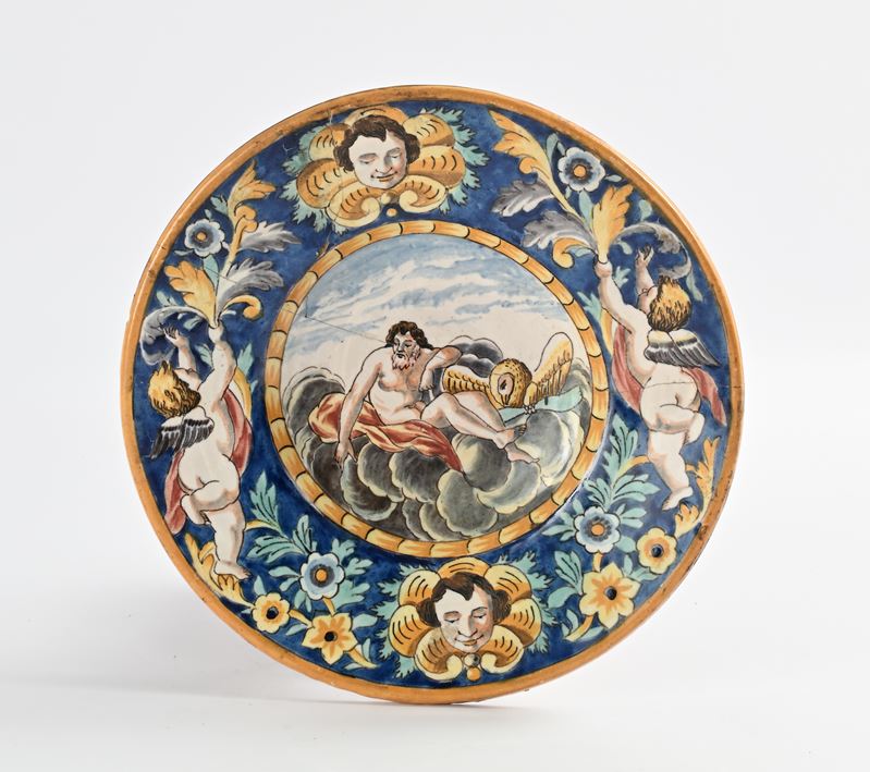 Piatto fondo in maiolica policroma, XX secolo